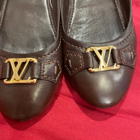 LOUIS VUITTON BROWN FLATS - Picture 2 of 9